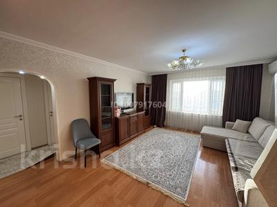 4-комнатная квартира · 80 м² · 8/9 этаж, Дулатова 167 — Дулатова пересечение Герцена центр за 33.5 млн 〒 в Семее