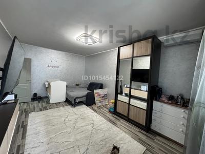 1-комнатная квартира · 52 м² · 3/9 этаж, мкр Аксай-4 122 — Саина-Жубанова за 35 млн ₸ в Алматы, Ауэзовский р-н