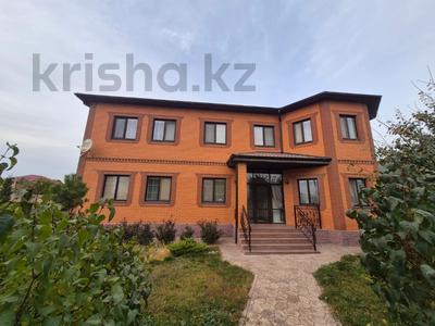 Отдельный дом · 9 комнат · 432.9 м² · 9 сот., мкр Самал, Адгам Каримов 10 за 139.9 млн 〒 в Атырау