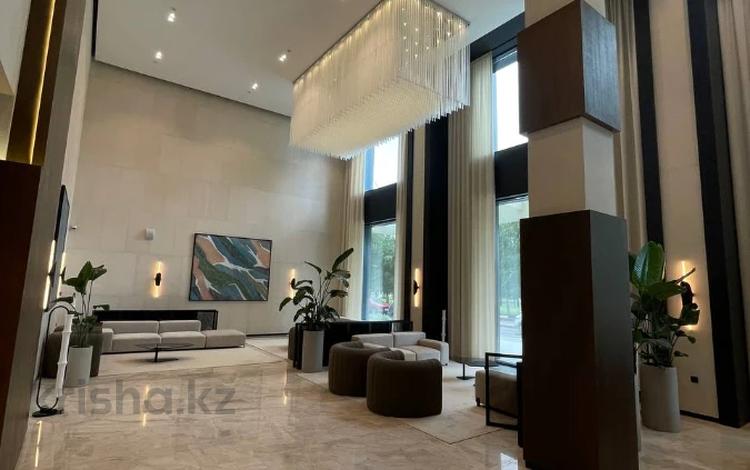 4-бөлмелі пәтер · 230 м² · 18 қабат, Динмухамеда Кунаева 8а, бағасы: 330 млн ₸ в Астане, Есильский р-н — фото 2