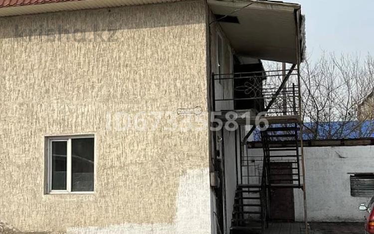 Отдельный дом · 20 комнат · 576 м² · 6 сот., Абай 105б за 200 млн ₸ в Есик — фото 2