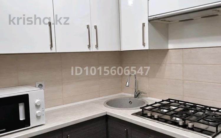 2-комнатная квартира · 45 м² · 2/5 этаж, мкр Айнабулак-1 за 34 млн ₸ в Алматы, Жетысуский р-н — фото 2