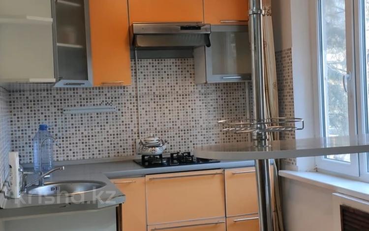 3-бөлмелі пәтер · 60 м² · 3/5 қабат, Алмагүл ш/а., Си синхая 6 — Жарокова, бағасы: 270 000 ₸ в Алматы, Бостандыкский р-н — фото 2