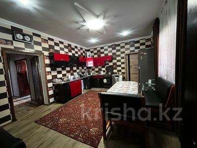 Отдельный дом · 4 комнаты · 150 м² · 15.52 сот., Ауэзова за 72.1 млн ₸ в Баянауле