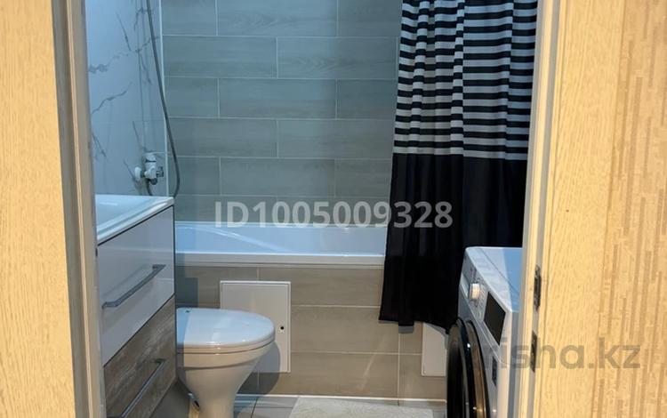 2-комнатная квартира · 60 м² · 2/9 этаж, Жамбыла Жабаева 44 — Дворец Школьников, Дворец Спорта, Теннисный центр за 250 000 ₸ в Петропавловске — фото 2