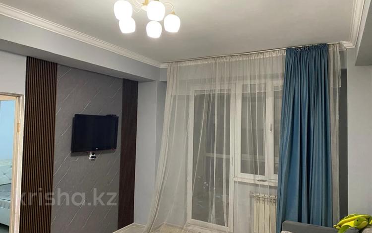 1-комнатная квартира · 40 м² · 2/6 этаж, мкр Жайлау, Жунисова 10 к6 — Жунисова новая Толе Би за 180 000 ₸ в Алматы, Наурызбайский р-н — фото 2