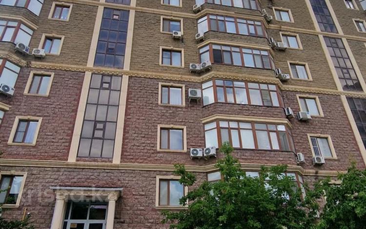 2-бөлмелі пәтер · 79 м² · 5/9 қабат, Валиханова 13-21, бағасы: 43 млн ₸ в Атырау — фото 2