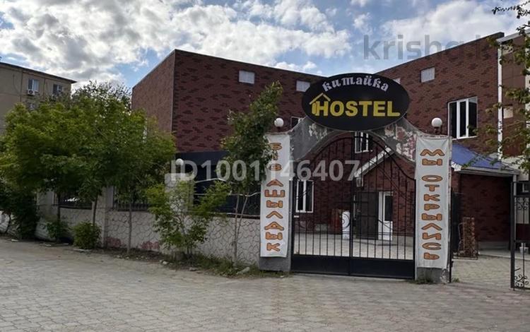 1 бөлме · 100 м² · 1 қабат, Ади Шарипова 36 а, бағасы: 3 000 ₸ в Атырау — фото 2