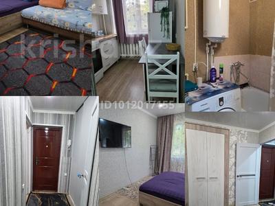 1-комнатная квартира · 38 м² · 1/5 этаж, 6-й мкр. 4 за 10 000 〒 в Темиртау
