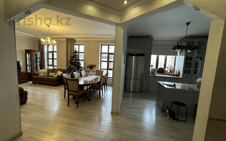 Отдельный дом · 4 комнаты · 190 м² · 5 сот., Аксайская за 60 млн ₸ в Кыргауылдах — фото 2