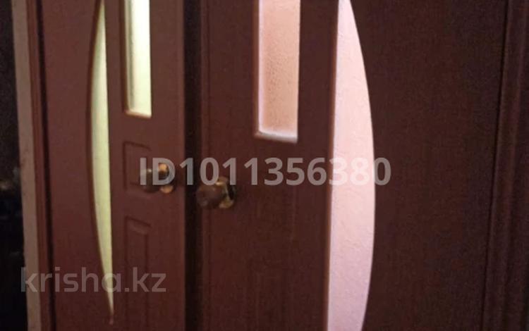 3-бөлмелі пәтер · 60 м² · 4/5 қабат, 16-й микрорайон, 16-й микрорайон, бағасы: 31 млн ₸ в Шымкенте, Аль-Фарабийский р-н — фото 2