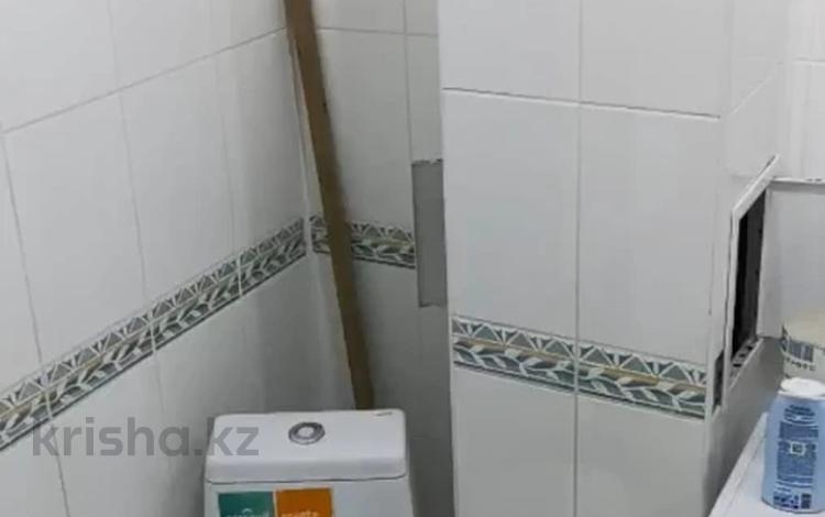 3-комнатная квартира · 70 м² · 8/10 этаж, мкр 12 за 24 млн ₸ в Актобе — фото 12