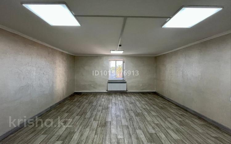 Еркін, кеңселер, білім орталықтары · 150 м², бағасы: 135 000 ₸ в Атырау — фото 2