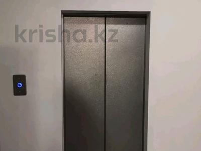 Аренда квартир в Актюбинской обл.: 3-комнатная квартира · 55 м² · 8/9 этаж · помесячно, мкр 5 8 — Молдагуловой за 170 000 〒 3-комнатная квартира · 55 м² · 8/9 этаж · помесячно, мкр 5 8 — Молдагуловой за 170 000 〒 в Актобе