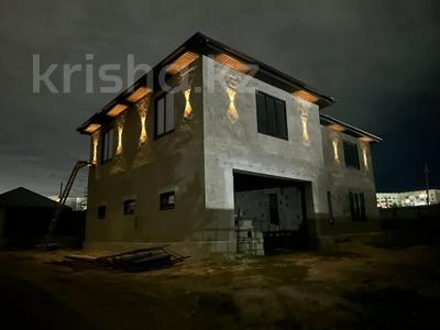 Отдельный дом · 5 комнат · 300 м² · 10 сот., 8-й микрорайон 41а — Школа 17 за 49 млн 〒 в Темиртау