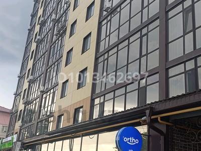 2-комнатная квартира · 64 м² · 11/11 этаж, Ульяна Громова 18 — Абулхаир Хана, Ульяна Громова за 18 000 ₸ в Уральске