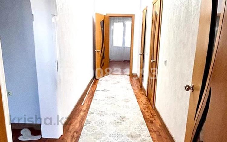 2-комнатная квартира · 73 м² · 7/16 этаж, мкр. Алмагуль 18 за 21 млн ₸ в Атырау — фото 2