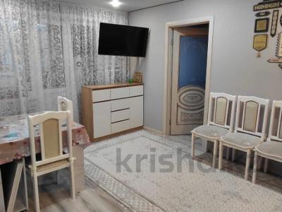 2-бөлмелі пәтер · 44 м² · 4/5 қабат, 12 мкр. 40, бағасы: 11.5 млн 〒 в Караганде, Алихана Бокейханова р-н