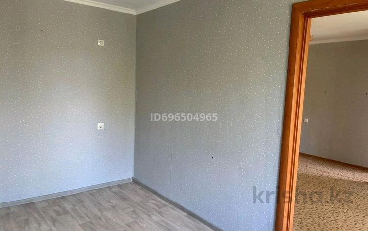 2-бөлмелі пәтер · 43 м² · 4/4 қабат, Тауелсиздик 31, бағасы: 3.5 млн ₸ в Курчатове — фото 8