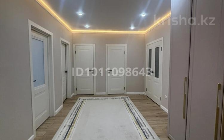 2-бөлмелі пәтер · 75 м² · 1/5 қабат, мкр. Алтын орда — Мангілік ел, бағасы: 30.5 млн ₸ в Актобе — фото 2