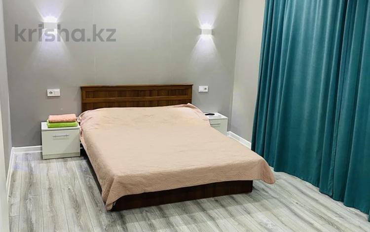 2-бөлмелі пәтер · 55 м² · 1/9 қабат, Ермекова 58, бағасы: 15 000 ₸ в Караганде, Казыбек би р-н — фото 2