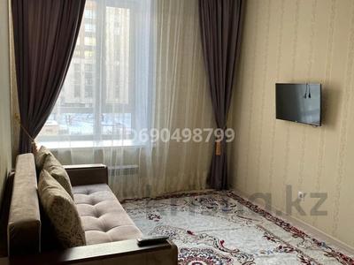 1-бөлмелі пәтер, 35 м², 3/9 қабат ай сайын, Туран 42, бағасы: 160 000 〒 в Астане, Есильский р-н