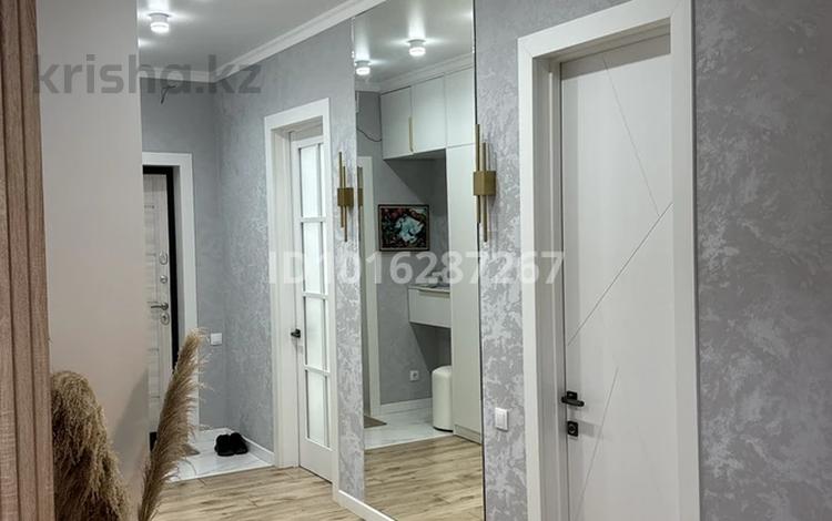 3-бөлмелі пәтер · 106.6 м² · 6/10 қабат, Жумабаева 13 — Городской Акимат, бағасы: 60 млн ₸ в Кокшетау — фото 2