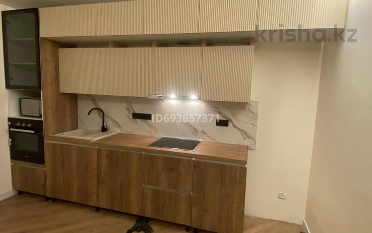 2-комнатная квартира, 85 м², 12/13 этаж помесячно, Мкр. Астана 1/18 — Саина Шаляпина