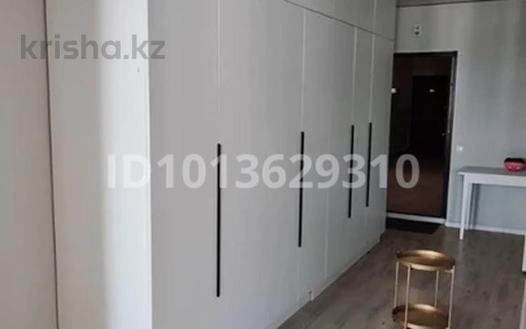 1-комнатная квартира · 40 м² · 9/24 этаж, Кайыма Мухамедханова 15 за 200 000 ₸ в Астане, Есильский р-н — фото 2