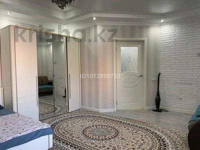 1-бөлмелі пәтер · 45 м² · 1/5 қабат, Алтын орда ш/а., Батыс 2 49 д к1, бағасы: 11 500 ₸ в Актобе, мкр. Алтын орда