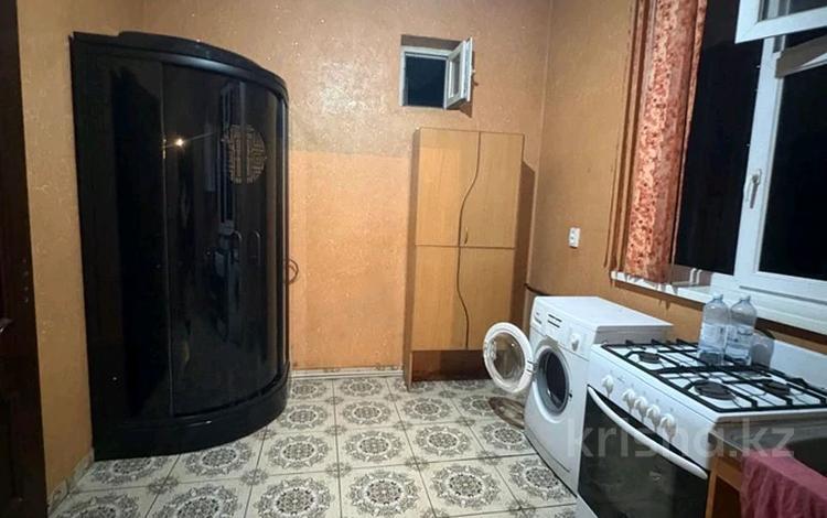 Отдельный дом · 3 комнаты · 70 м² · 8 сот., мкр Асар-1, Бойтумар 50 — Асар 2 за 120 000 ₸ в Шымкенте, Абайский р-н — фото 2