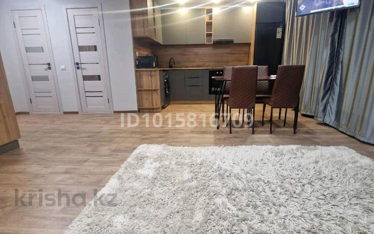 1-комнатная квартира · 41 м² · 9/9 этаж, Крылова 68 за 300 000 ₸ в Усть-Каменогорске — фото 2