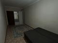2-бөлмелі пәтер · 45 м² · 2/5 қабат, Айгүл ш/а 61 — 16 школа, бағасы: 150 000 ₸ в Уральске, мкр Айгуль — фото 4