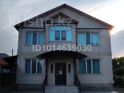 Отдельный дом · 5 комнат · 180 м² · 15 сот., Абай 78 — Возле ТРЦ Апорт , Алтын Орда, мкр Шугыла за 200 млн ₸
