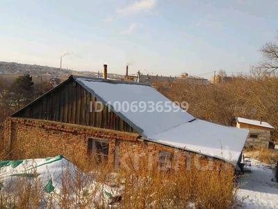 Жеке үй · 3 бөлме · 40 м², 1-я Коммунальная — Находиться между остановками храм и поликлиника, бағасы: 55 000 〒 в Усть-Каменогорске