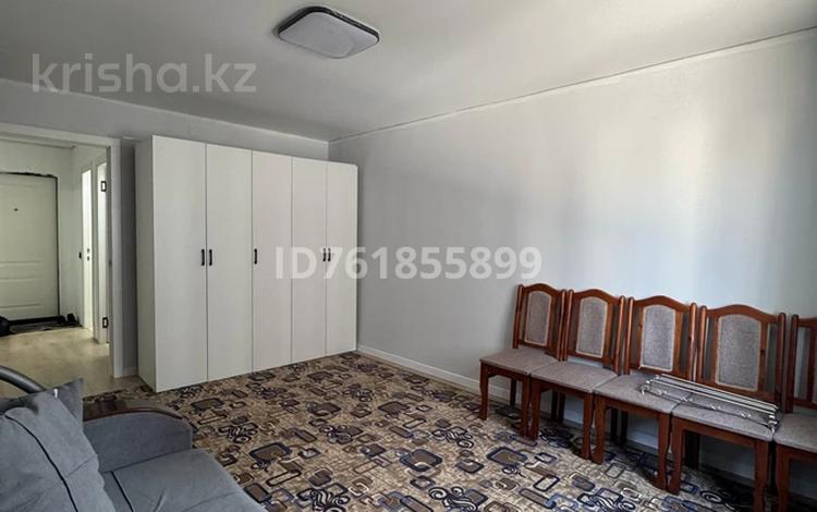 2-комнатная квартира · 52 м² · 3/9 этаж, мкр Аккент 95 за 250 000 ₸ в Алматы, Алатауский р-н — фото 2