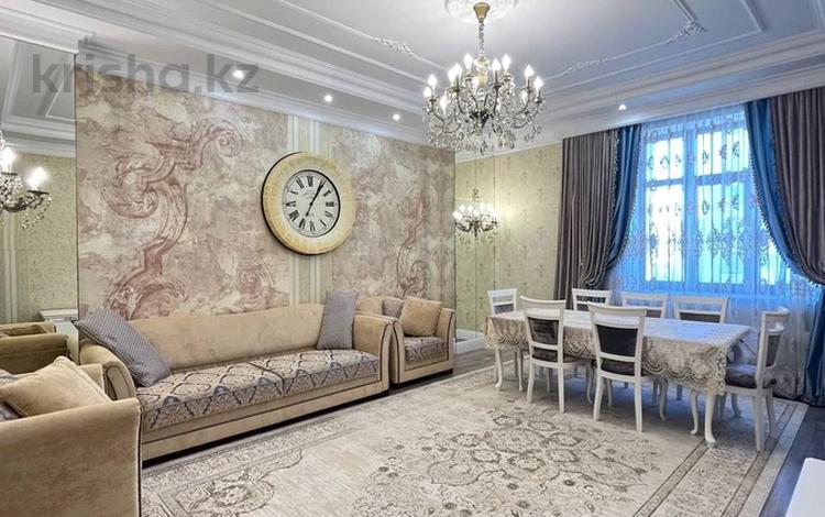 4-комнатная квартира, 174 м², 6/6 этаж, Нажимеденова 14