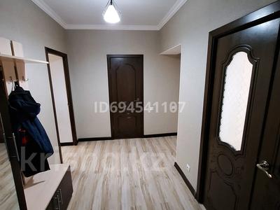 2-комнатная квартира, 65 м², 3/9 этаж помесячно, E 246 9 за 210 000 〒 в Астане, Нура р-н