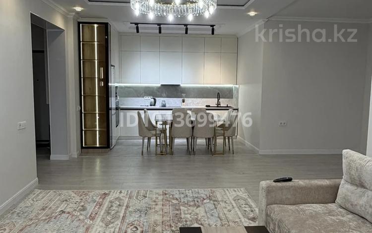 3-комнатная квартира · 101 м² · 10/20 этаж, Тургут Озала 237 за 630 000 ₸ в Алматы, Бостандыкский р-н — фото 2