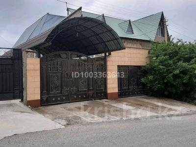 Часть дома · 8 комнат · 300 м² · 800 сот., мкр Туркестан 245/1 — Аргынбекова. Жанкожа батыр 50 за 48 млн ₸ в Шымкенте, Туран р-н