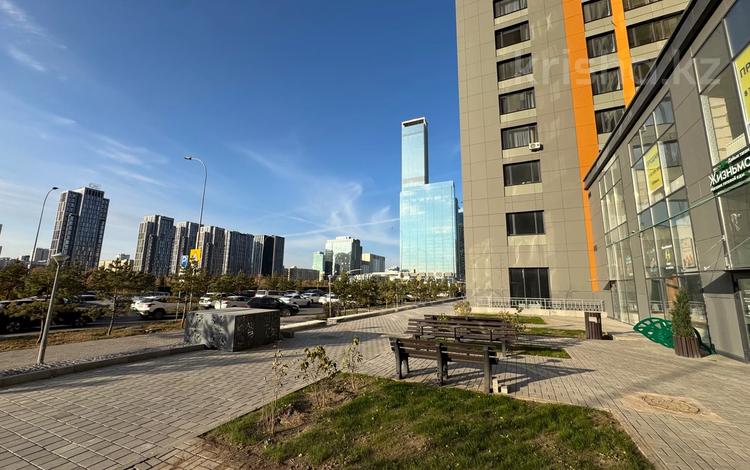 Свободное назначение · 600 м² за 650 млн 〒 в Астане, Есильский р-н — фото 2