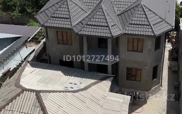 Отдельный дом · 7 комнат · 250 м² · 5 сот., Баласагун — Токберген за 65 млн ₸ в Таразе — фото 8