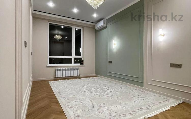 3-бөлмелі пәтер · 85 м² · 4/12 қабат, Қалқаман-1 ш/а., Ашимова 1/5Б, бағасы: 61 млн ₸ в Алматы, Наурызбайский р-н — фото 2