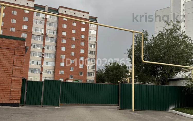 3-бөлмелі пәтер · 131 м² · 2/9 қабат, Козыбаева 134 — Козыбаева-Пушкина, бағасы: 85 млн ₸ в Костанае — фото 2