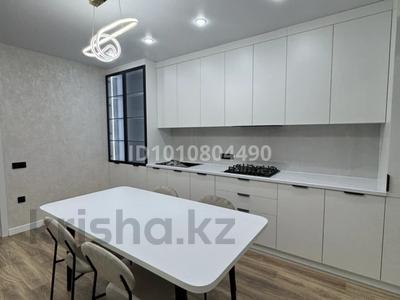 3-комнатная квартира · 102 м² · 4/6 этаж, 29а мкр 170 за 32 млн 〒 в Актау