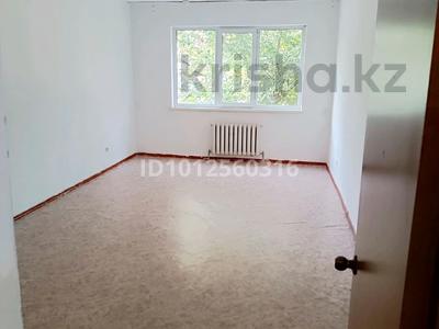 2-бөлмелі пәтер · 67.5 м² · 1/5 қабат, мкр Саялы — Возле автоцона, бағасы: 200 000 ₸ в Алматы, Алатауский р-н