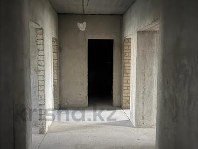 3-бөлмелі пәтер · 95.8 м² · 4/5 қабат, Алтын орда ш/а., бағасы: 30.5 млн ₸ в Актобе, мкр. Алтын орда