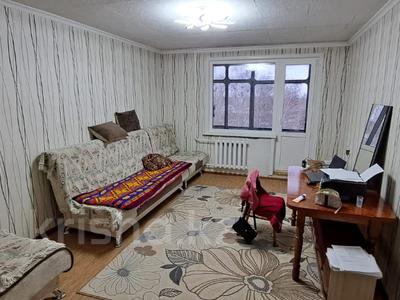 3-комнатная квартира · 60 м² · 6/6 этаж, Бажова 542 за 18.7 млн 〒 в Усть-Каменогорске