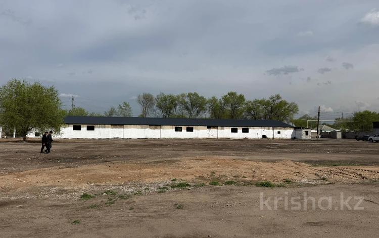 Промбаза · 1.89 га, Еламана Кабылдаева 98/1а за 400 млн ₸ в Аскара Токпанова (Казцик) — фото 9