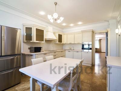 4-бөлмелі пәтер · 223 м² · 7/8 қабат, проспект Кабанбай батыра, 13, бағасы: 115 млн ₸ в Астане, Нура р-н